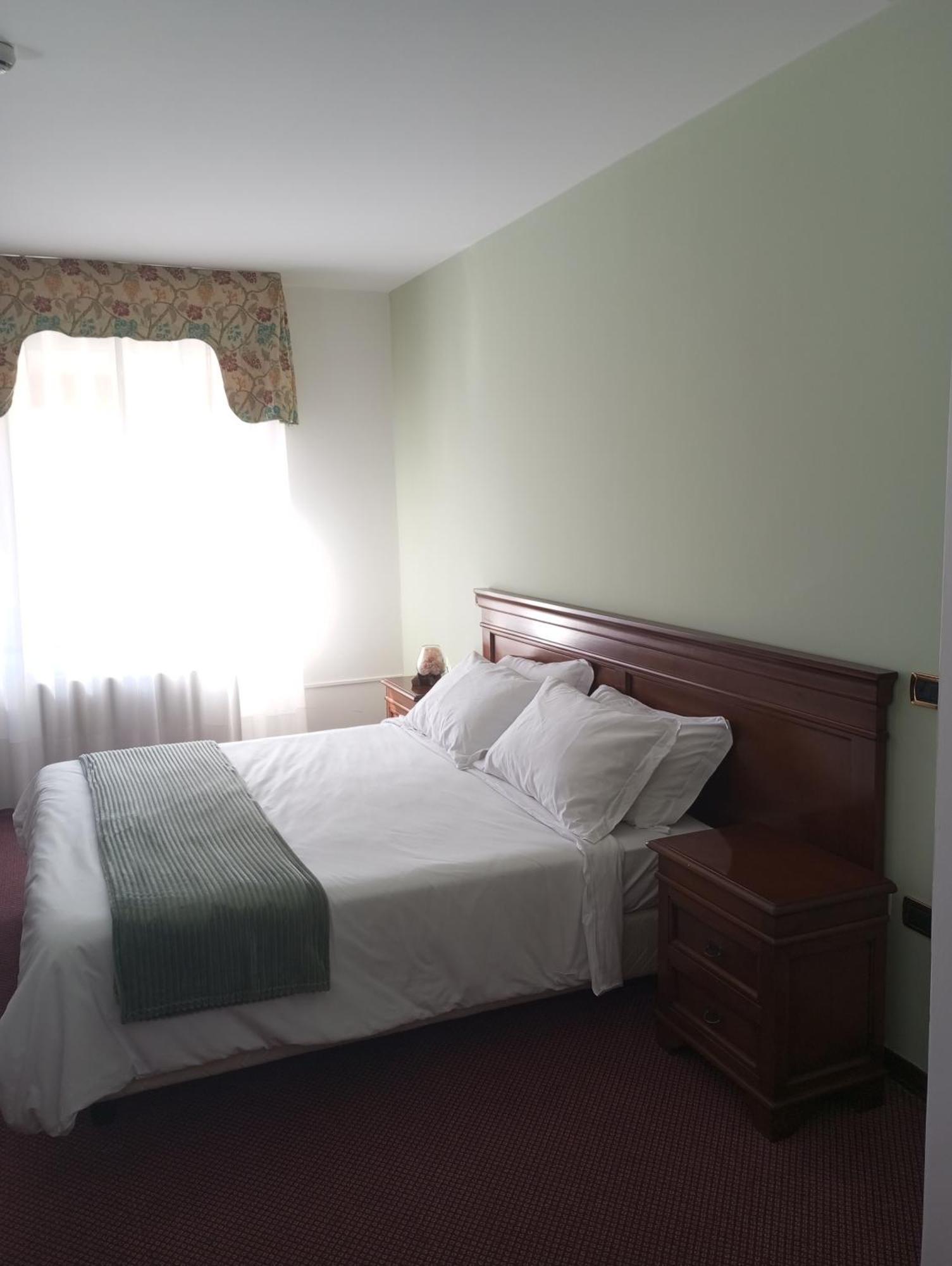 Regina Hotel Pollino モラーノ・カーラブロ エクステリア 写真
