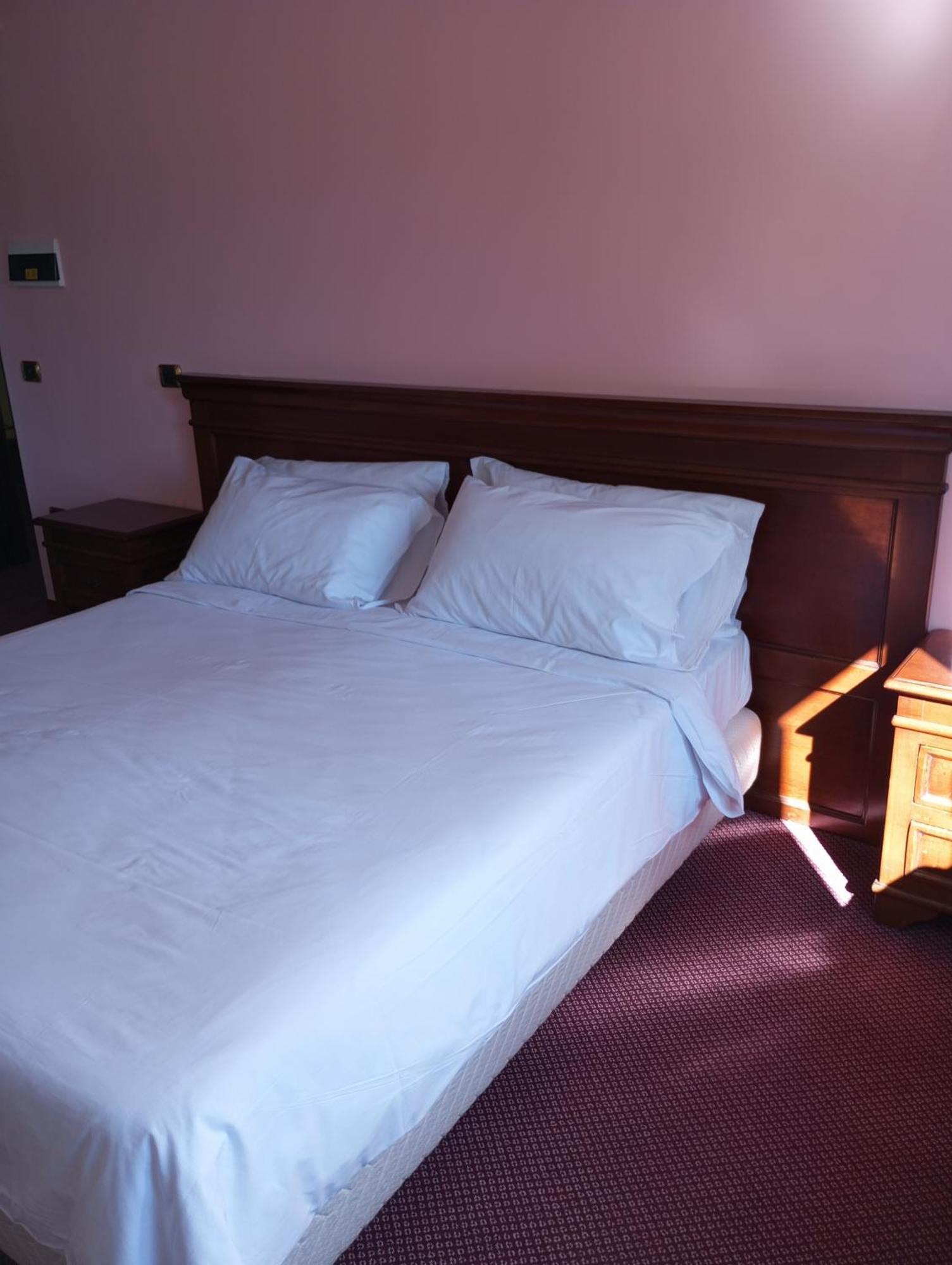 Regina Hotel Pollino モラーノ・カーラブロ エクステリア 写真