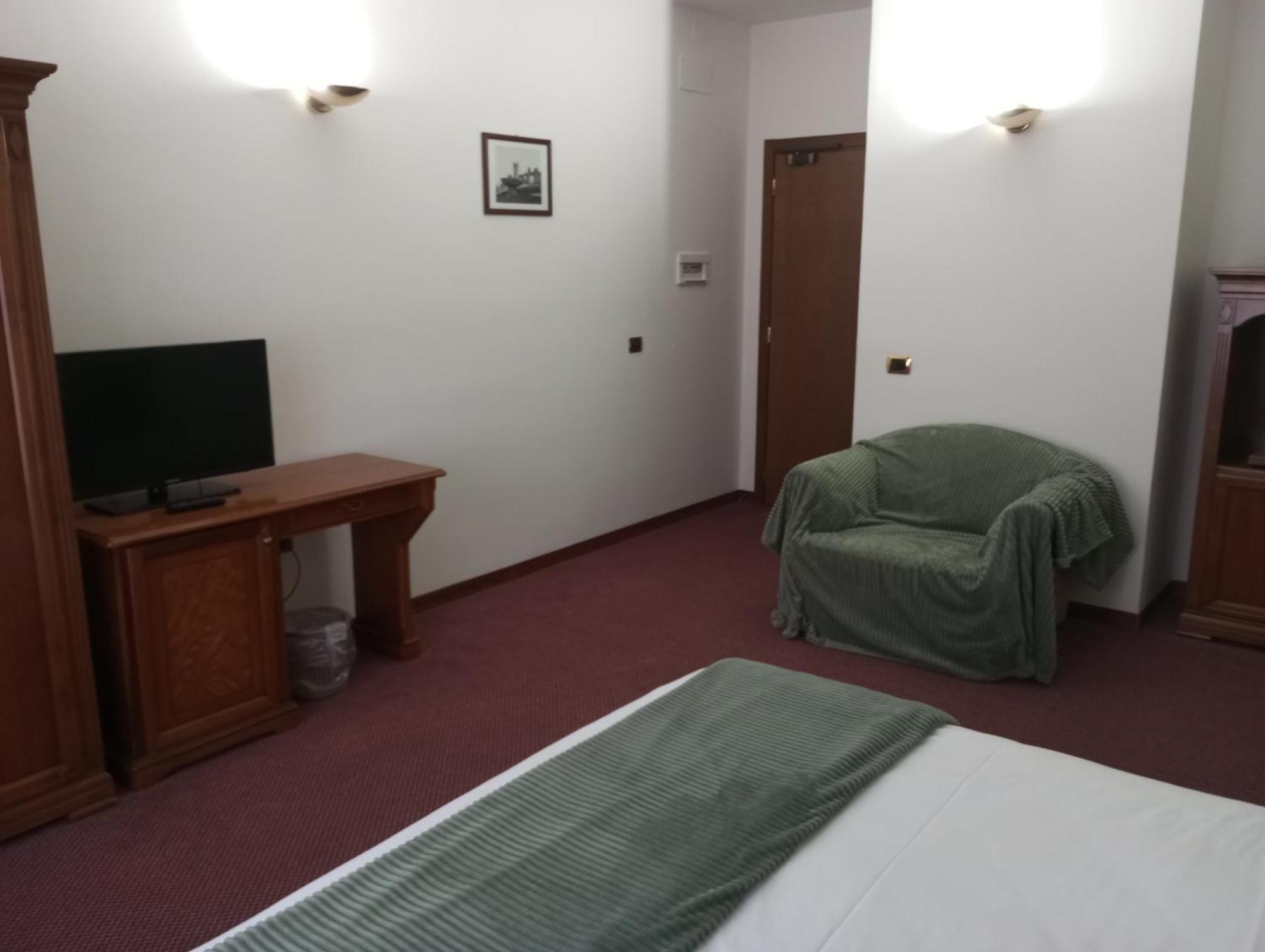 Regina Hotel Pollino モラーノ・カーラブロ エクステリア 写真