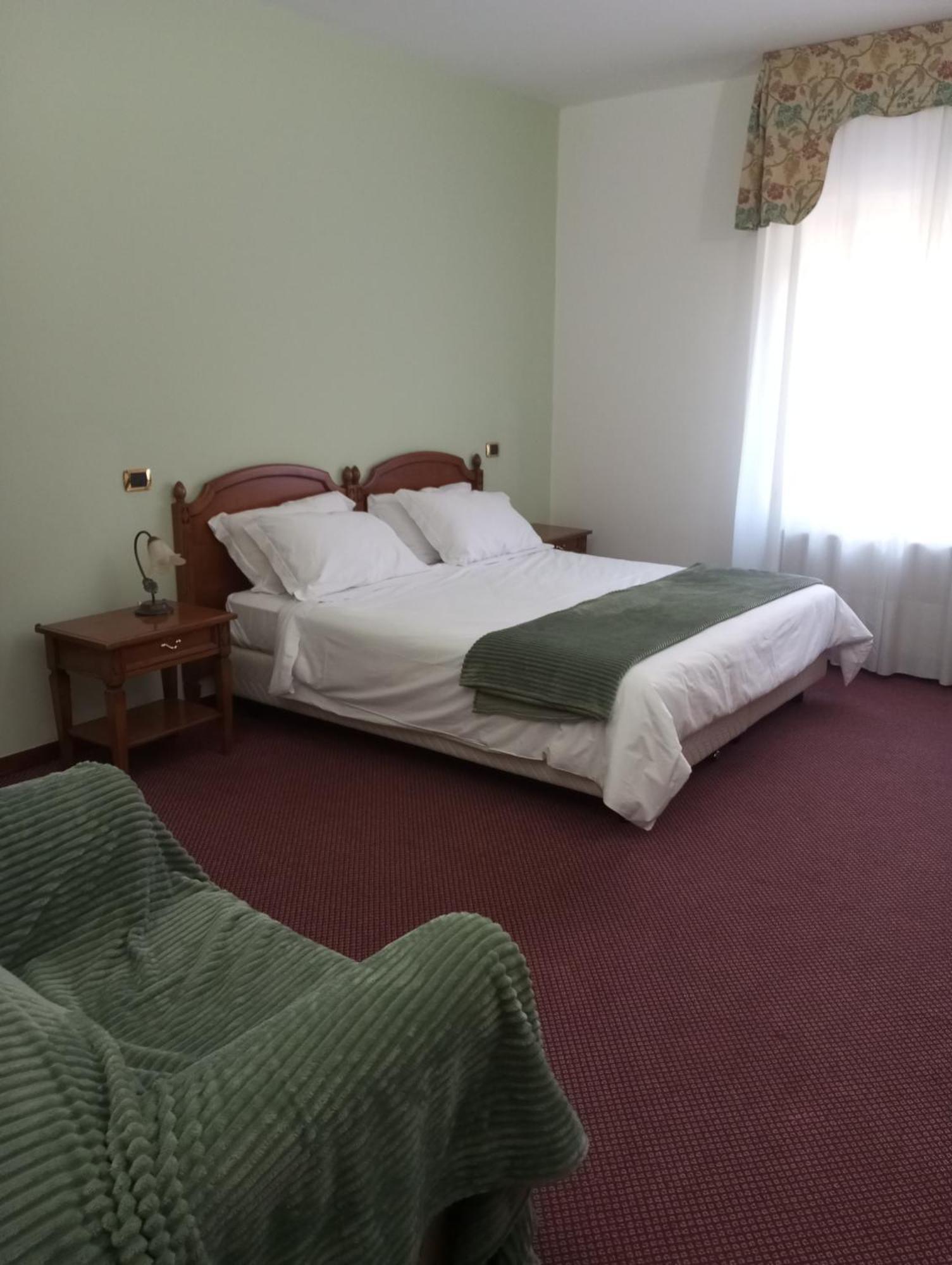 Regina Hotel Pollino モラーノ・カーラブロ エクステリア 写真