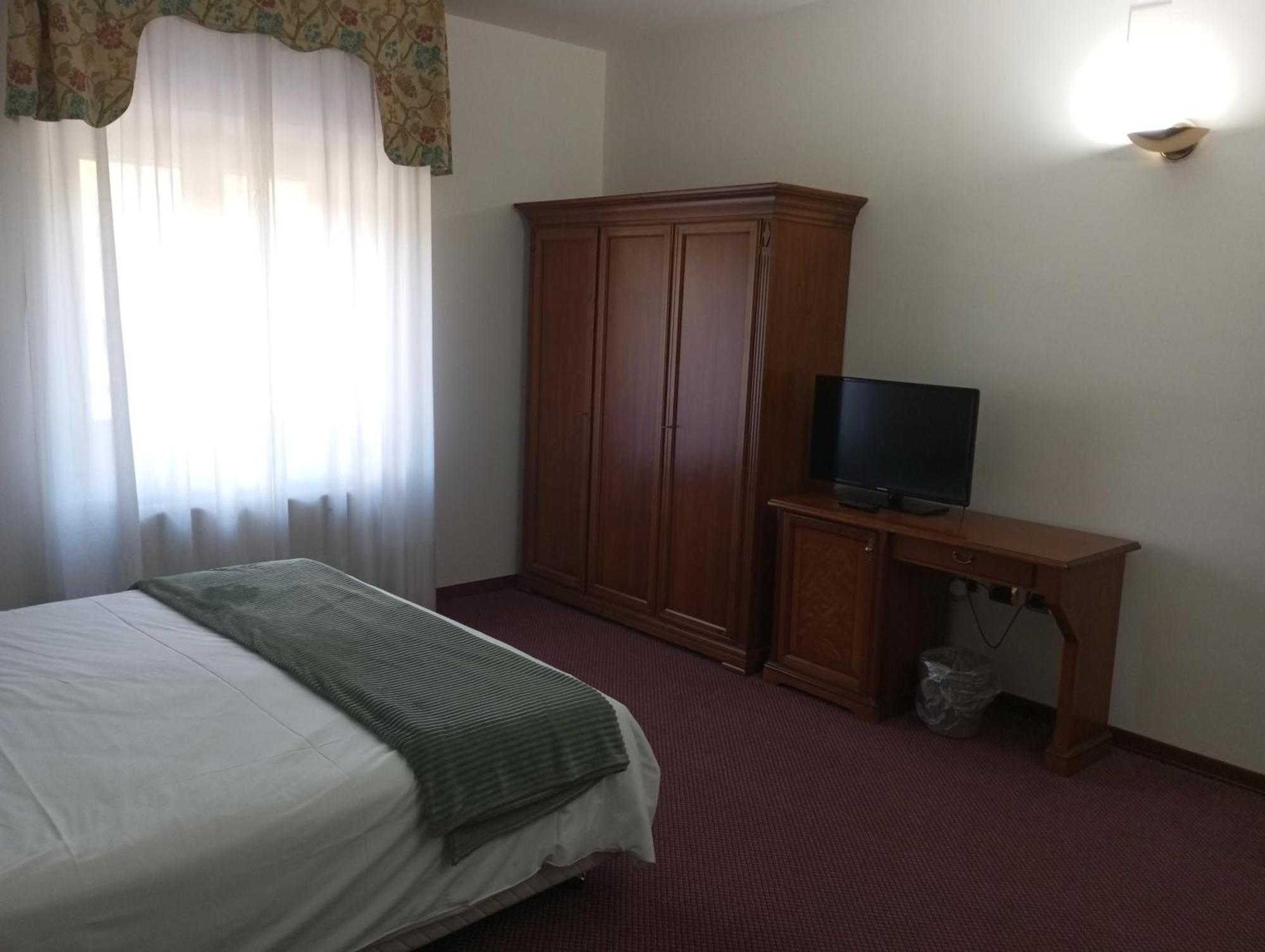 Regina Hotel Pollino モラーノ・カーラブロ エクステリア 写真
