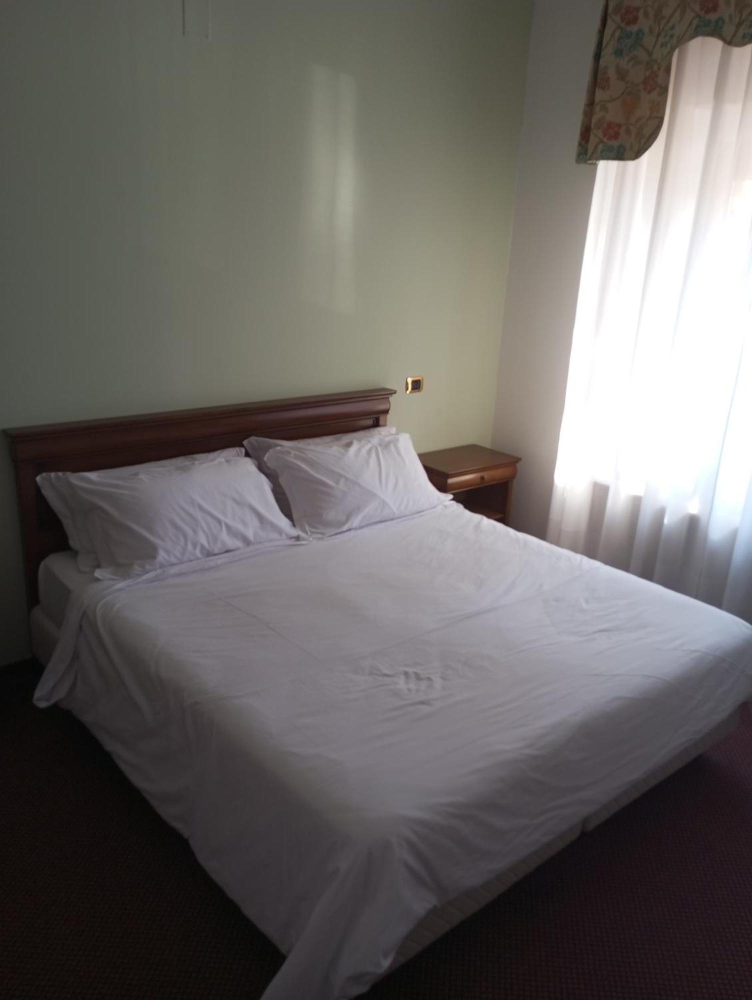 Regina Hotel Pollino モラーノ・カーラブロ エクステリア 写真